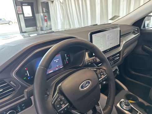 Used 2024 Ford Escape Active w/ Tech Pack #1 image 6
