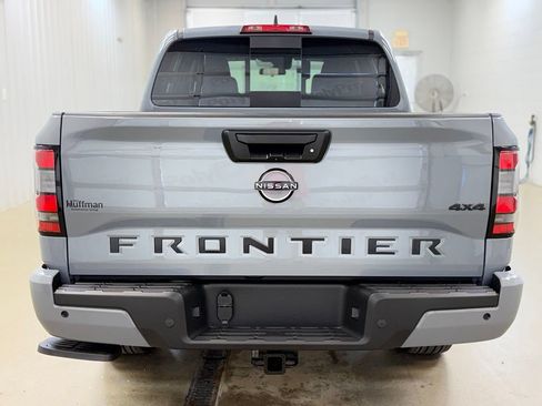 New 2026 Nissan Frontier SV w/ Tow Package AWD/4WD image 7
