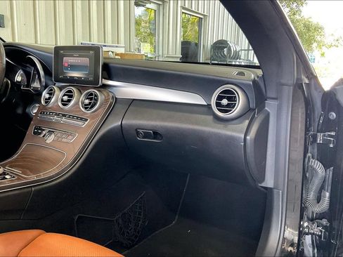 Used 2018 Mercedes-Benz C 300 4MATIC Cabriolet w/ Multimedia Package image 21