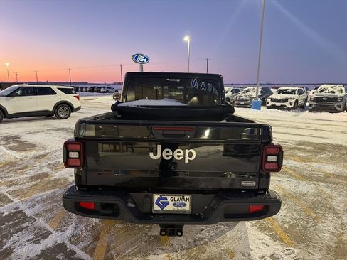 Used 2020 Jeep Gladiator Overland w/ Dual Top Group image 6