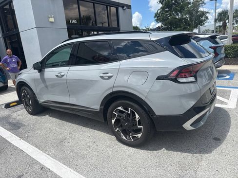 Used 2024 Kia Sportage SX FWD image 3