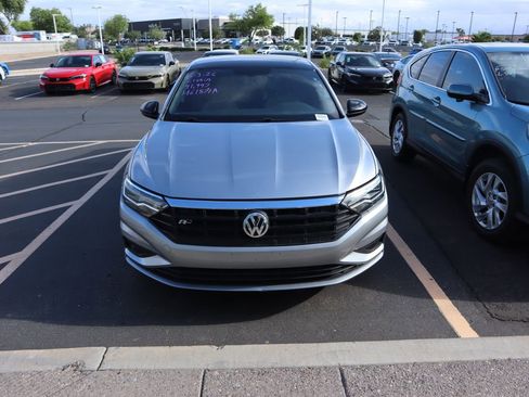 Used 2021 Volkswagen Jetta S FWD image 2