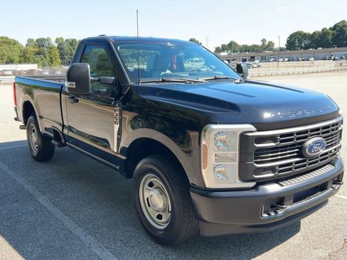 Used 2024 Ford F350 XL w/ Camper Package image 17