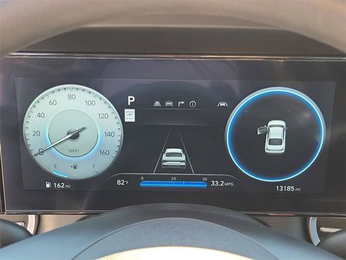 Used 2024 Hyundai Elantra SEL image 22