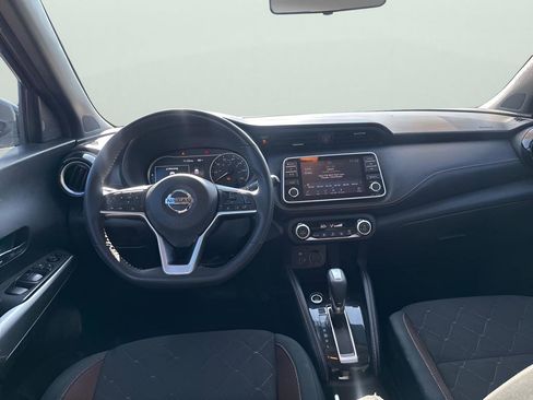 Used 2019 Nissan Kicks SR w/ Exterior Package image 22