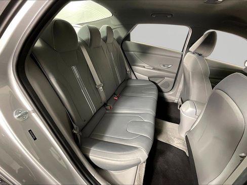 Certified 2023 Hyundai Elantra SEL w/ Convenience Package FWD image 24