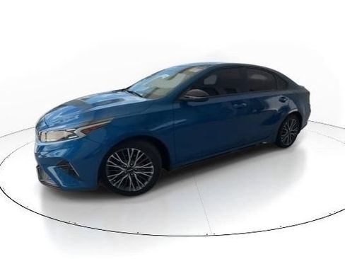 Used 2023 Kia Forte GT-Line w/ GT-Line Technology Package FWD image 5
