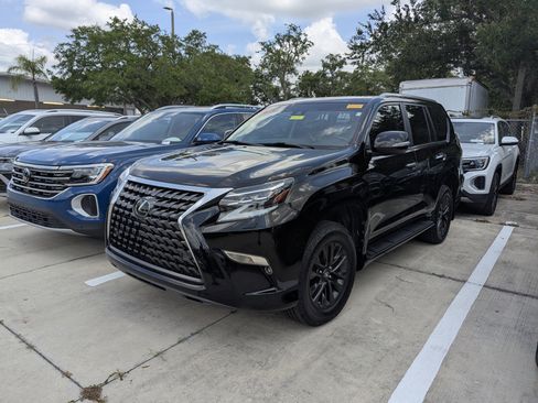 Used 2020 Lexus GX 460 Premium w/ Premium Package AWD/4WD image 3