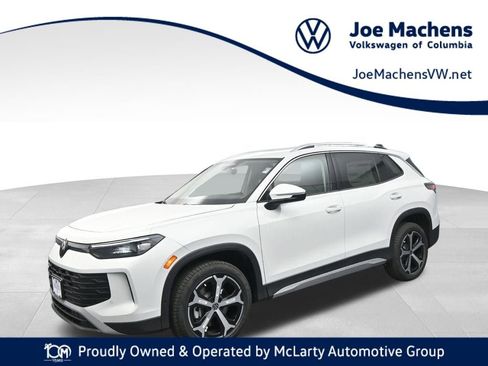 New 2026 Volkswagen Tiguan SE image 1