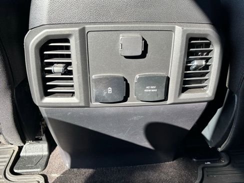 Used 2020 Ford F150 XLT w/ Equipment Group 302A Luxury AWD/4WD image 11