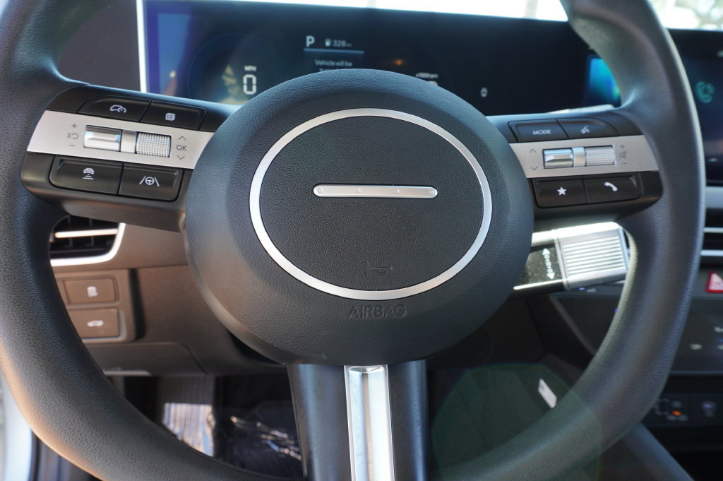 Used 2025 Hyundai Sonata SEL AWD/4WD image 17