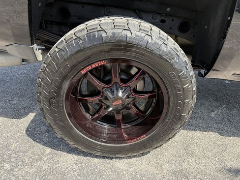 Used 2015 Chevrolet Silverado 2500 High Country w/ Duramax Plus Package AWD/4WD image 10