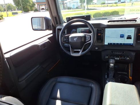 Used 2024 Ford Bronco Badlands AWD/4WD image 11