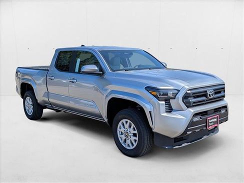 New 2025 Toyota Tacoma SR5 image 3