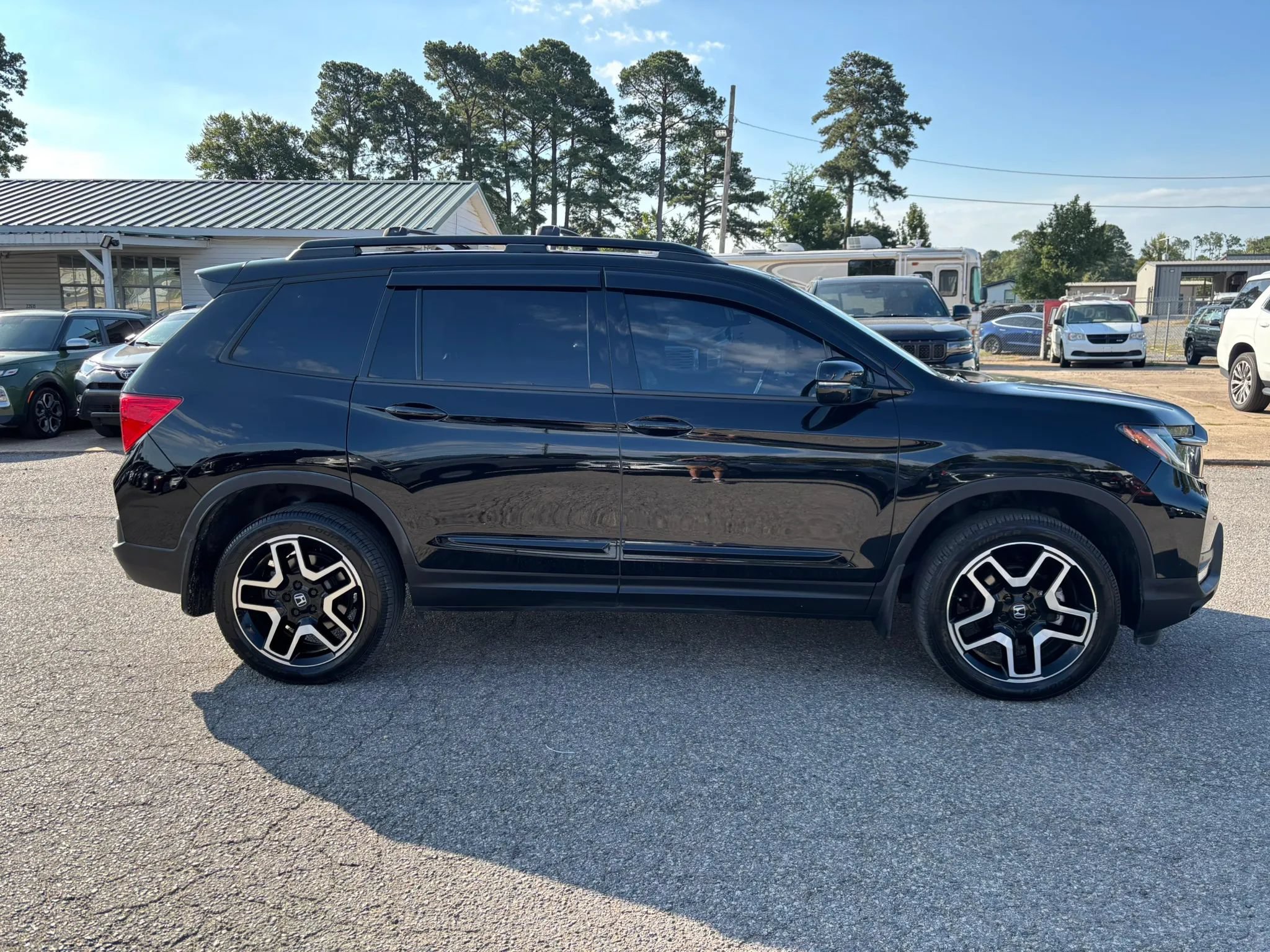 Used 2022 Honda Passport Elite image 6