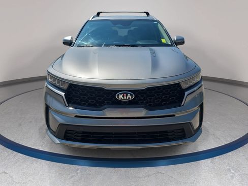 Used 2021 Kia Sorento S FWD image 2