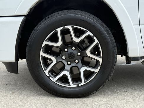 Used 2025 RAM 1500 Laramie w/ Laramie Southwest Edition AWD/4WD image 13