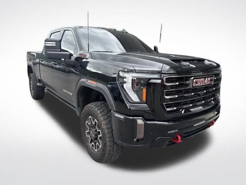 Used 2024 GMC Sierra 2500 AT4X AWD/4WD image 7