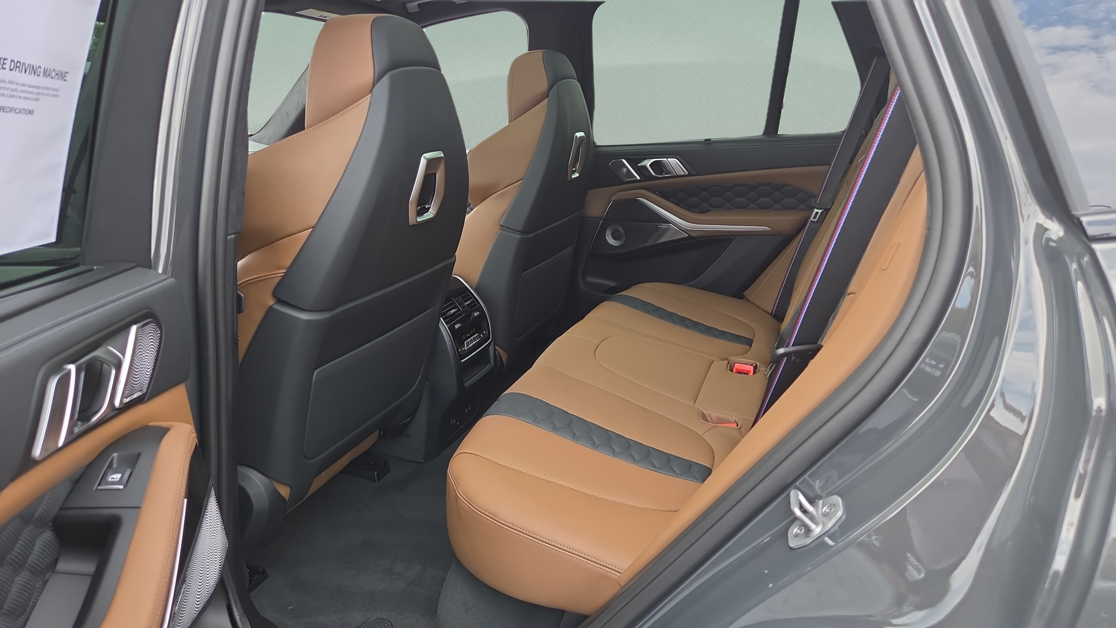 New 2026 BMW X5 M Competition w/ Executive Package AWD/4WD image 11