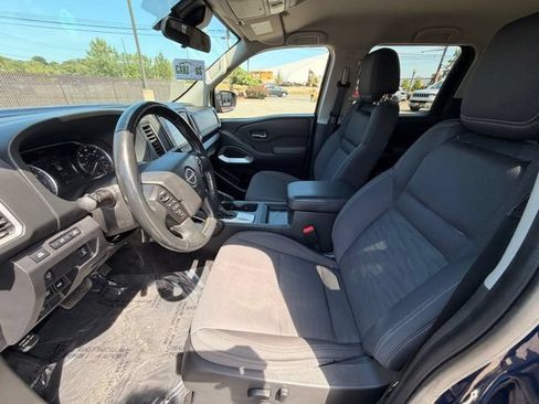 Used 2023 Nissan Frontier SV w/ SV Convenience Package AWD/4WD image 12