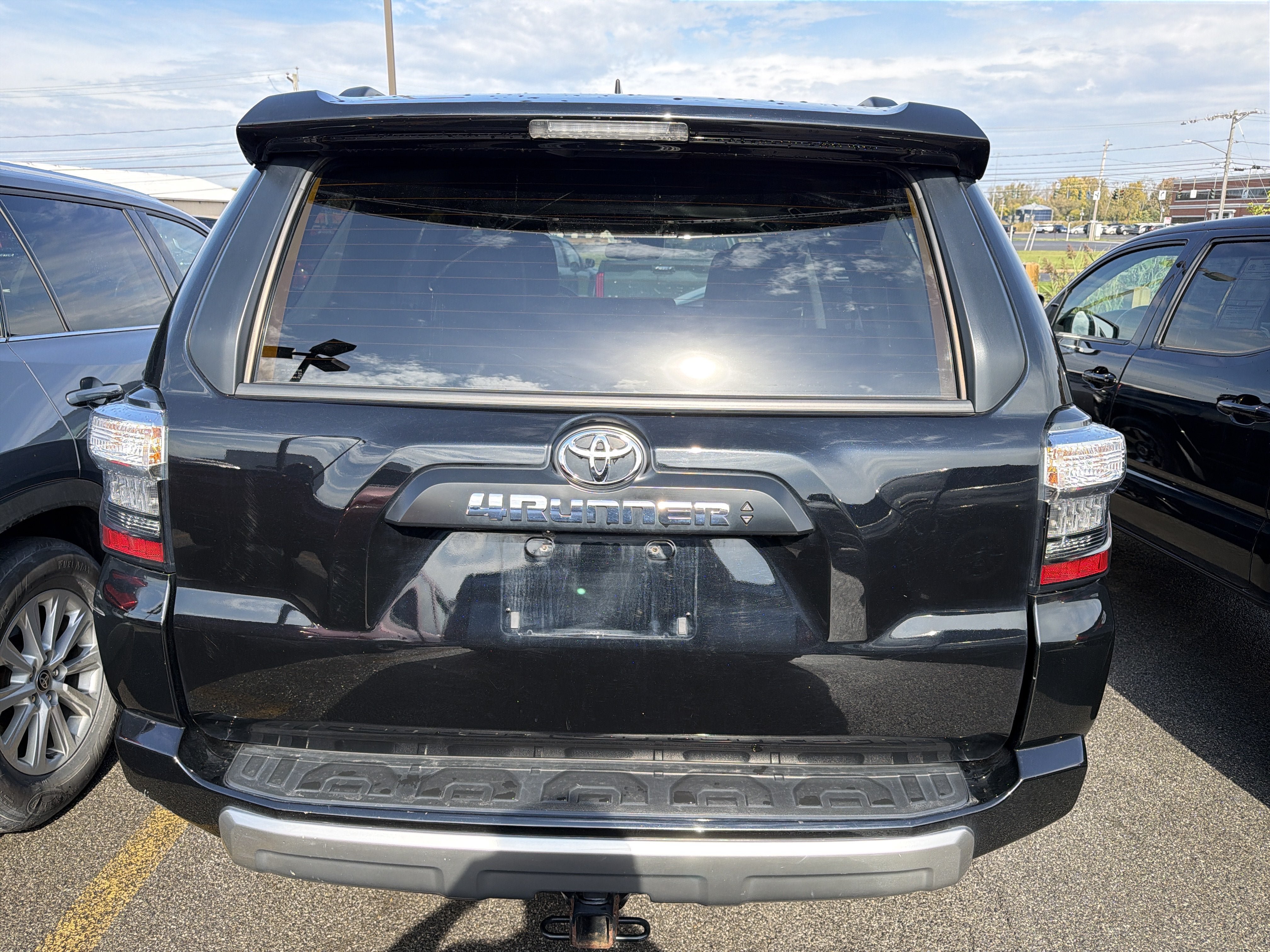 Used 2024 Toyota 4Runner TRD Off-Road Premium w/ Moonroof Package AWD/4WD image 5