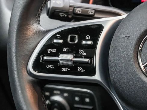 Certified 2022 Mercedes-Benz GLB 250 image 21