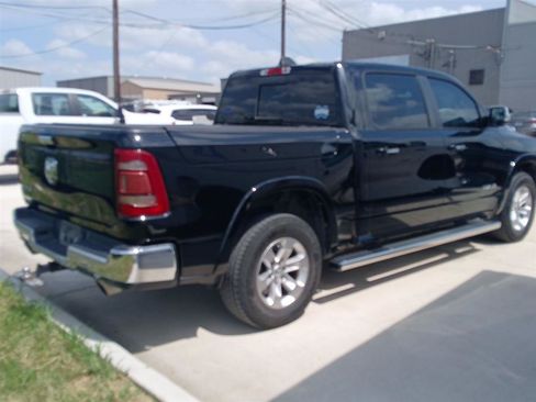 Used 2020 RAM 1500 Laramie RWD image 11