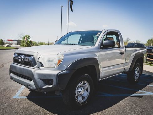 Used 2013 Toyota Tacoma 4x4 Regular Cab image 5
