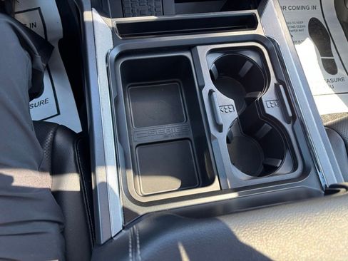 Used 2024 Ford F250 Lariat w/ Lariat Ultimate Package image 7