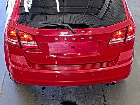 Used 2020 Dodge Journey SE image 8