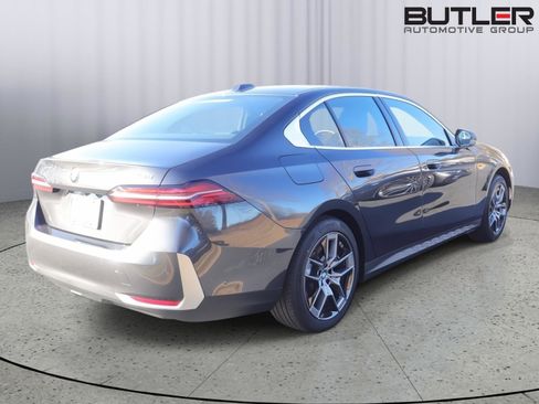 New 2026 BMW 530i w/ Premium Package RWD image 6