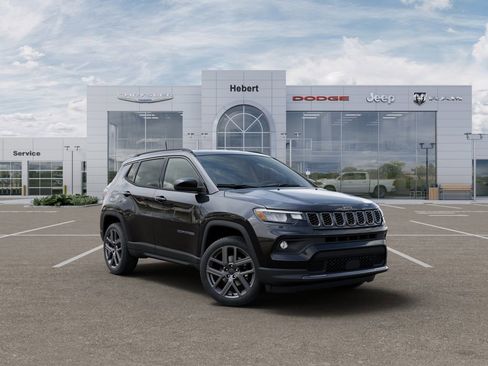 New 2026 Jeep Compass Latitude image 5