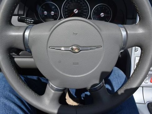 Used 2005 Chrysler Crossfire Limited RWD image 20
