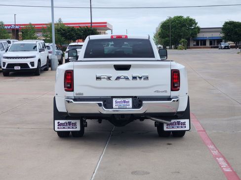 New 2026 RAM 3500 Tradesman AWD/4WD image 8