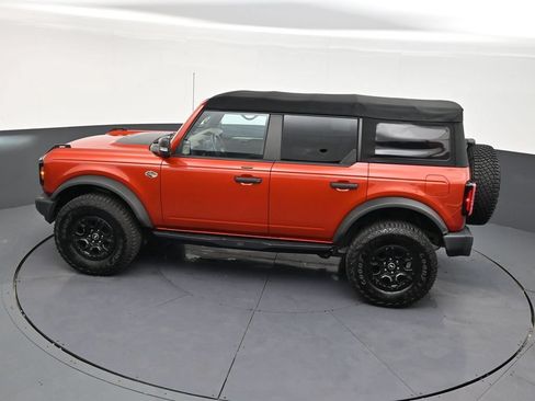Used 2022 Ford Bronco Wildtrak AWD/4WD image 14