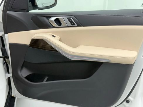 Used 2019 BMW X5 xDrive40i w/ Convenience Package image 19