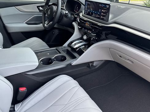 New 2026 Acura MDX SH-AWD w/ Advance Package image 14
