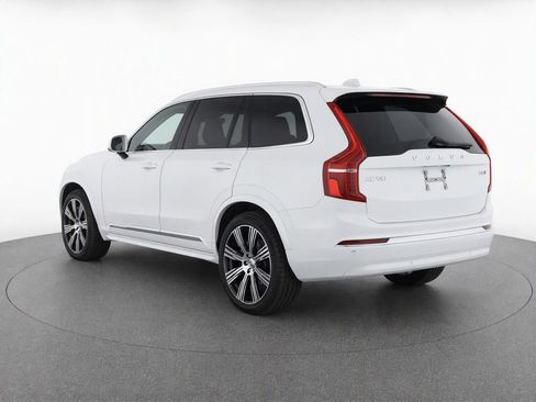 Used 2023 Volvo XC90 B6 Ultimate w/ Protection Package Premier AWD/4WD image 3