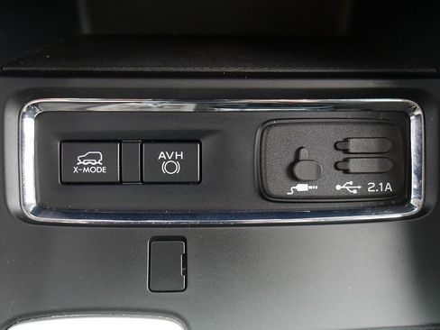 Used 2021 Subaru Ascent Premium w/ Convenience Package AWD/4WD image 44