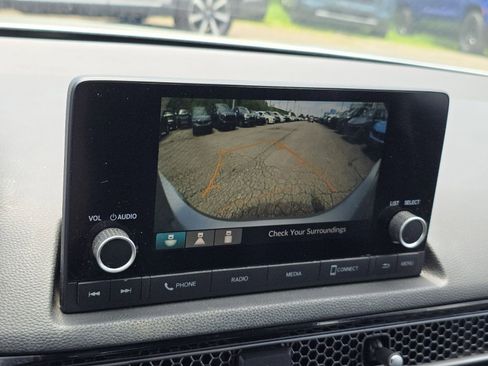 Used 2023 Honda Civic Sport image 3