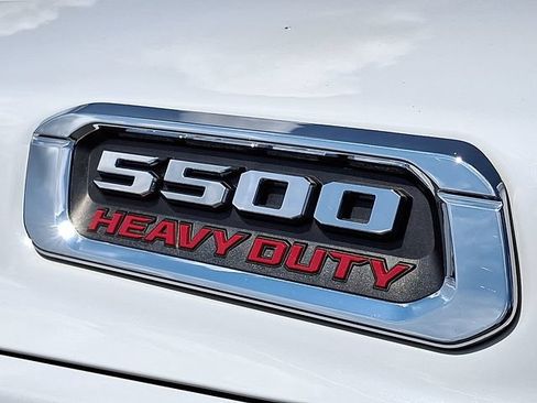 Used 2022 RAM 5500 Tradesman w/ Chrome Appearance Group AWD/4WD image 24
