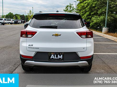 Used 2025 Chevrolet TrailBlazer LT FWD image 11