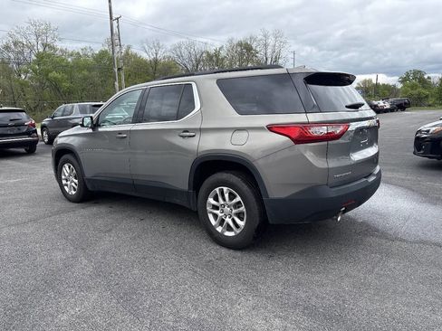 Used 2019 Chevrolet Traverse LT FWD image 5