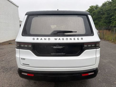 Used 2023 Jeep Grand Wagoneer Series II AWD/4WD image 3