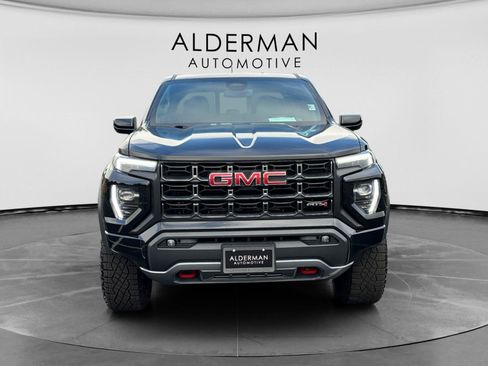 Used 2023 GMC Canyon AT4 w/ AT4 Premium Package AWD/4WD image 9