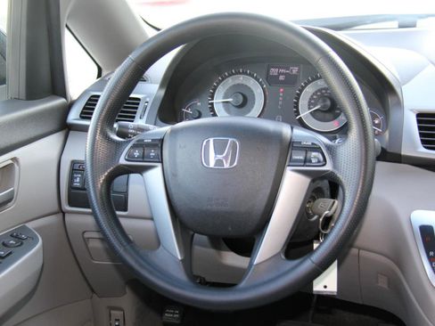 Used 2011 Honda Odyssey EX image 11