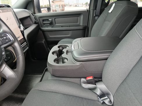 New 2026 RAM 2500 Tradesman AWD/4WD image 18