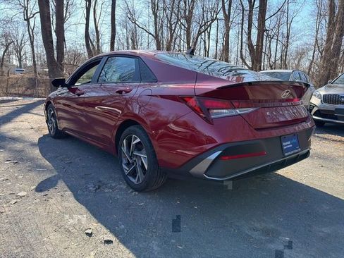 Certified 2025 Hyundai Elantra Sport image 5