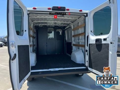 Used 2025 RAM ProMaster 2500 w/ U-Haul Equipment Group FWD image 29