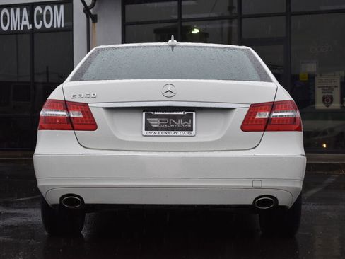 Used 2011 Mercedes-Benz E 350 Sedan image 10